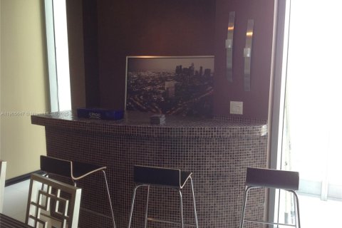 Copropriété à louer à Miami, Floride: 1 chambre, 124.21 m2 № 1956249 - photo 6