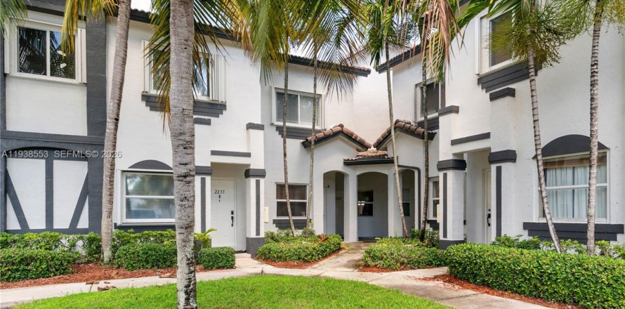 Townhouse in Homestead, Florida 3 bedrooms, 141.12 sq.m. № 1996286