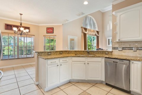 Casa en venta en Apopka, Florida, 4 dormitorios, 248.23 m2 № 1909526 - foto 14