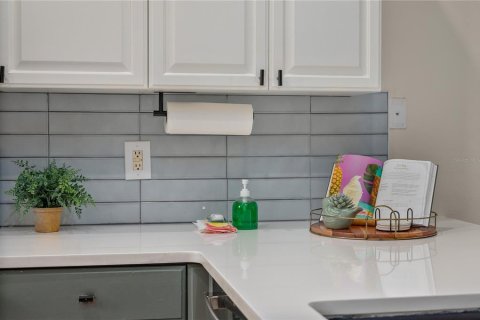 Adosado en venta en Davenport, Florida, 4 dormitorios, 163.69 m2 № 2217882 - foto 8