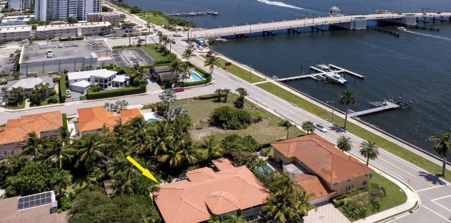 Villa ou maison à West Palm Beach, Floride 4 chambres, 313.64 m2 № 2168431