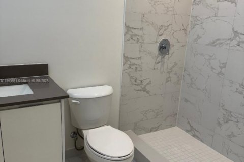 Townhouse in Homestead, Florida 3 bedrooms № 1871588 - photo 9
