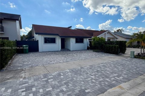 Villa ou maison à Miami, Floride 3 chambres, 157.38 m2 № 1999264