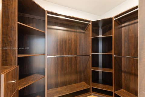 Casa en venta en Coral Gables, Florida, 4 dormitorios, 185.25 m2 № 1920260 - foto 10