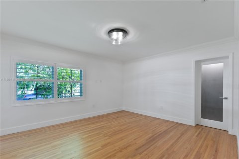 Casa en venta en Coral Gables, Florida, 4 dormitorios, 185.25 m2 № 1920260 - foto 5