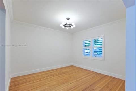 Casa en venta en Coral Gables, Florida, 4 dormitorios, 185.25 m2 № 1920260 - foto 3