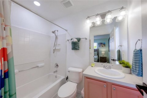 Villa ou maison à vendre à Kissimmee, Floride: 5 chambres, 215.25 m2 № 2413960 - photo 17