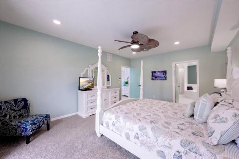 Villa ou maison à vendre à Kissimmee, Floride: 5 chambres, 215.25 m2 № 2413960 - photo 10
