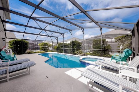 Villa ou maison à vendre à Kissimmee, Floride: 5 chambres, 215.25 m2 № 2413960 - photo 29