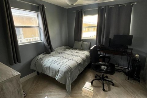Купить кондоминиум в Дирфилд-Бич, Флорида 1 комната, 92.9м2, № 2182768 - фото 8