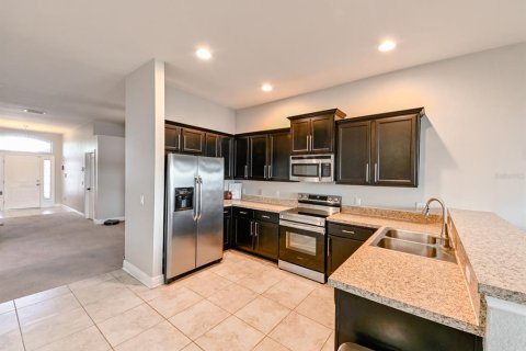 House in Wimauma, Florida 4 bedrooms, 191.84 sq.m. № 1536302 - photo 11