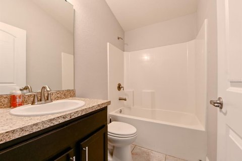 House in Wimauma, Florida 4 bedrooms, 191.84 sq.m. № 1536302 - photo 22