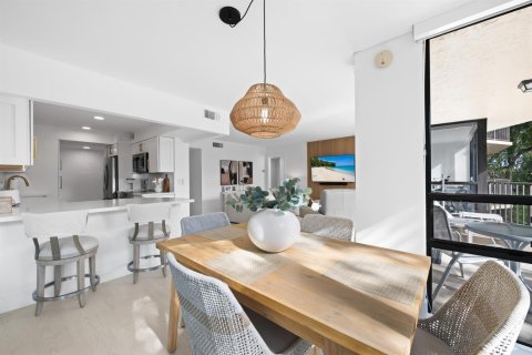 Condo in Boca Raton, Florida, 1 bedroom  № 2188035 - photo 12