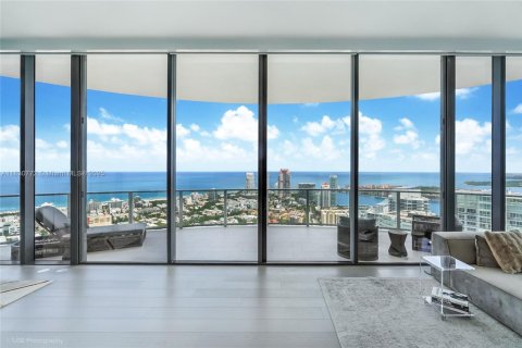 Condominio en venta en Miami Beach, Florida, 4 dormitorios, 295.99 m2 № 1935058 - foto 7