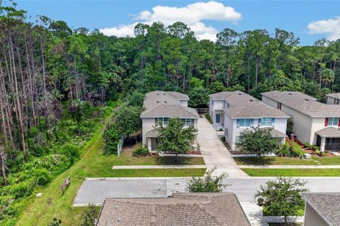 Townhouse in Port Orange, Florida 3 bedrooms, 153.1 sq.m. № 2216146 - photo 28