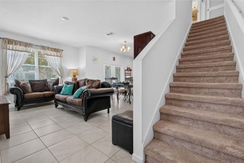Townhouse in Port Orange, Florida 3 bedrooms, 153.1 sq.m. № 2216146 - photo 13