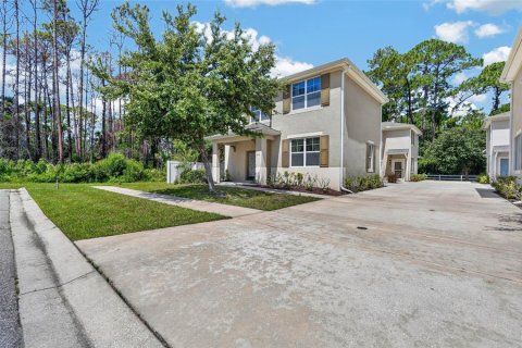 Townhouse in Port Orange, Florida 3 bedrooms, 153.1 sq.m. № 2216146 - photo 23