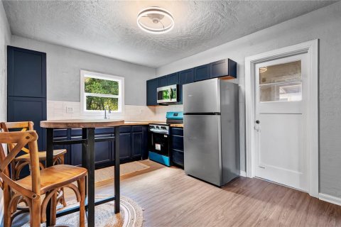 Immobilier commercial à vendre à Orlando, Floride: 4 chambres, 143.26 m2 № 2432673 - photo 14