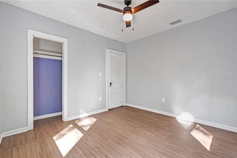 Immobilier commercial à vendre à Orlando, Floride: 4 chambres, 143.26 m2 № 2432673 - photo 19