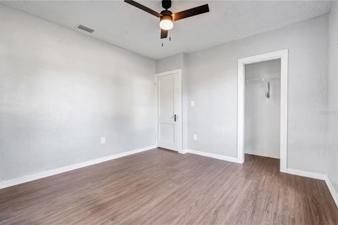 Immobilier commercial à vendre à Orlando, Floride: 4 chambres, 143.26 m2 № 2432673 - photo 16