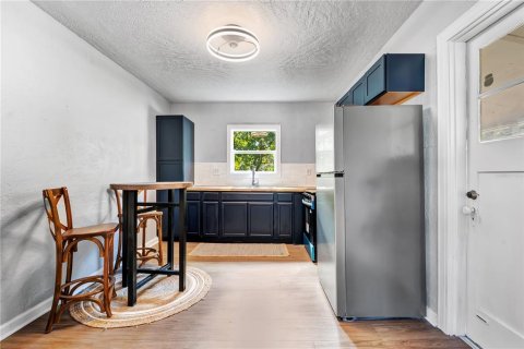 Immobilier commercial à vendre à Orlando, Floride: 4 chambres, 143.26 m2 № 2432673 - photo 13