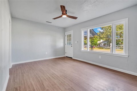 Immobilier commercial à vendre à Orlando, Floride: 4 chambres, 143.26 m2 № 2432673 - photo 11