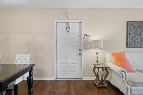 Condo in Orlando, Florida, 2 bedrooms  № 2108636 - photo 14