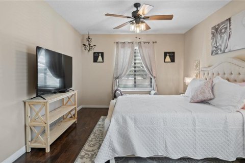 Condo in Orlando, Florida, 2 bedrooms  № 2108636 - photo 28