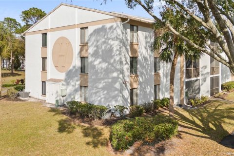 Condominio en Orlando, Florida, 2 dormitorios  № 2108636