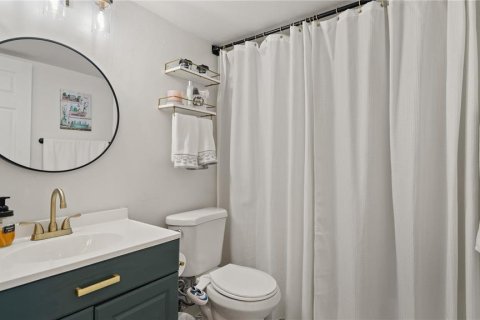 Condo in Orlando, Florida, 2 bedrooms  № 2108636 - photo 8