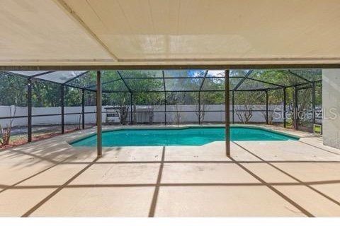 House in Brandon, Florida 3 bedrooms, 138.05 sq.m. № 2425946 - photo 12