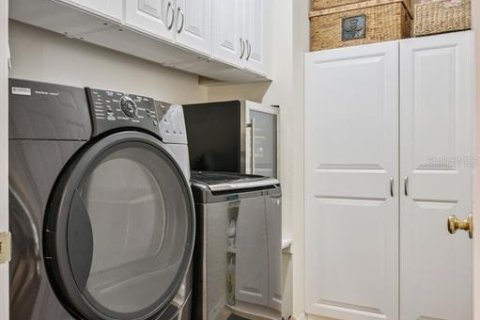 Купить виллу или дом в Окои, Флорида 10 комнат, 182м2, № 2221472 - фото 28