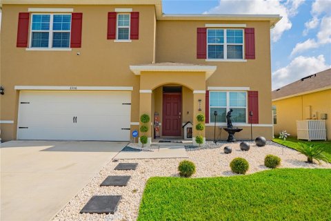 House in Lakeland, Florida 5 bedrooms, 248.42 sq.m. № 1781275 - photo 1