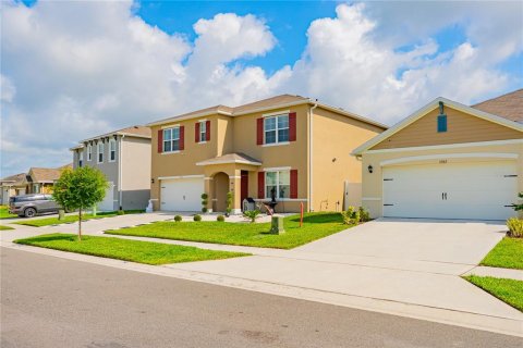 House in Lakeland, Florida 5 bedrooms, 248.42 sq.m. № 1781275 - photo 3