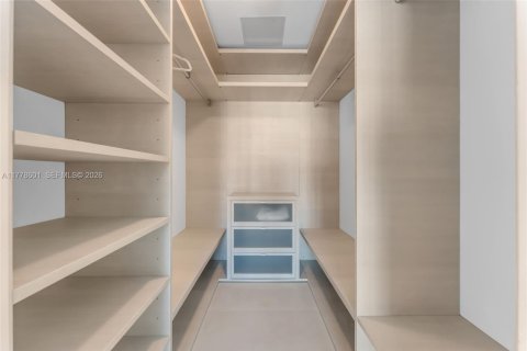 Copropriété à vendre à Miami, Floride: 2 chambres, 117.43 m2 № 2027622 - photo 8