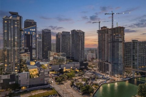 Copropriété à vendre à Miami, Floride: 2 chambres, 117.43 m2 № 2027622 - photo 21