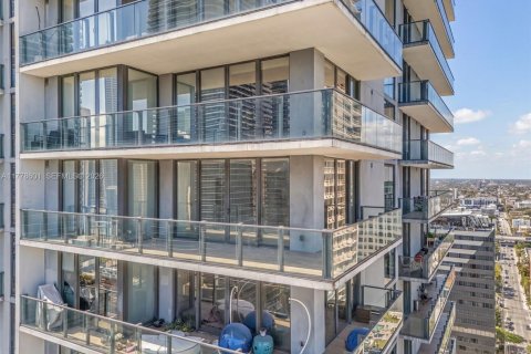 Copropriété à vendre à Miami, Floride: 2 chambres, 117.43 m2 № 2027622 - photo 19