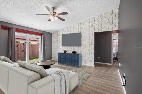 Villa ou maison à vendre à Tampa, Floride: 3 chambres, 120.4 m2 № 2149362 - photo 6