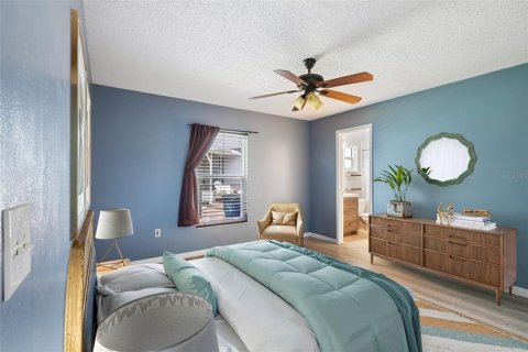 Villa ou maison à vendre à Tampa, Floride: 3 chambres, 120.4 m2 № 2149362 - photo 10