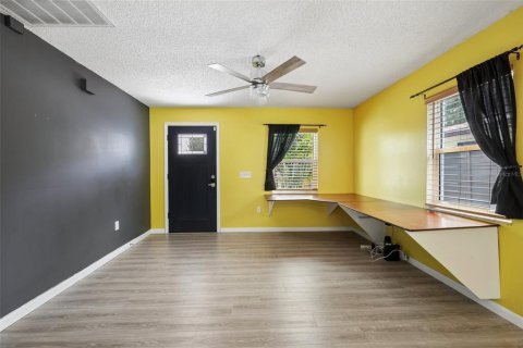 Villa ou maison à vendre à Tampa, Floride: 3 chambres, 120.4 m2 № 2149362 - photo 3