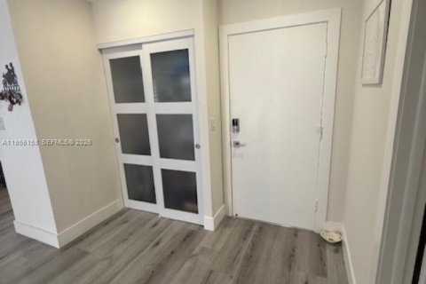 Купить кондоминиум в Холливуд, Флорида 1 спальня, 74.69м2, № 2153450 - фото 11