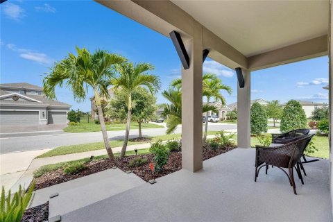 House in Apollo Beach, Florida 4 bedrooms, 243.13 sq.m. № 1786031 - photo 9