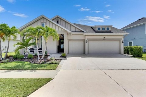 House in Apollo Beach, Florida 4 bedrooms, 243.13 sq.m. № 1786031 - photo 1