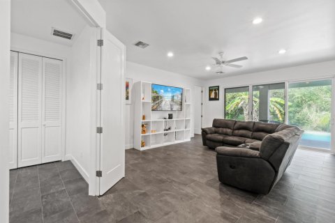 Villa ou maison à vendre à St. Lucie, Floride: 3 chambres, 142.33 m2 № 2155139 - photo 9
