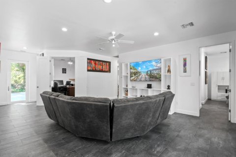Villa ou maison à vendre à St. Lucie, Floride: 3 chambres, 142.33 m2 № 2155139 - photo 12