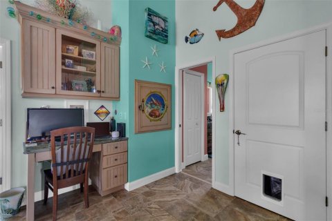 House in Crystal River, Florida 2 bedrooms, 165.18 sq.m. № 1718340 - photo 19