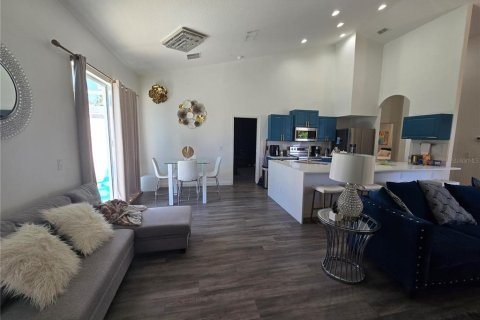 Touwnhouse à vendre à Davenport, Floride: 3 chambres, 127.55 m2 № 2101827 - photo 4