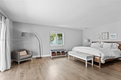 Villa ou maison à vendre à Pinecrest, Floride: 7 chambres, 506.5 m2 № 1956017 - photo 29