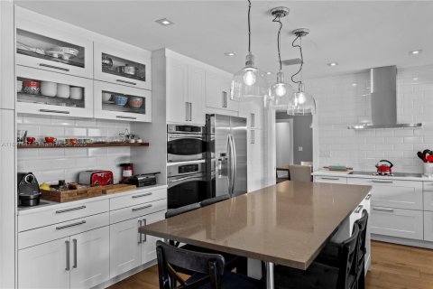 Villa ou maison à vendre à Pinecrest, Floride: 7 chambres, 506.5 m2 № 1956017 - photo 21