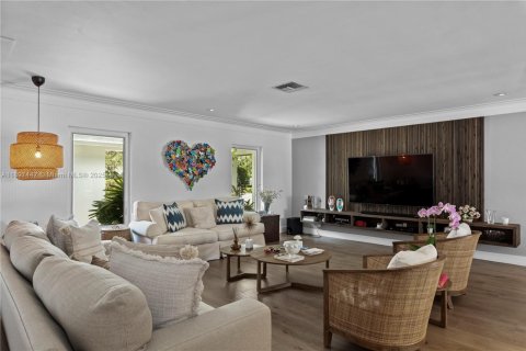 Villa ou maison à vendre à Pinecrest, Floride: 7 chambres, 506.5 m2 № 1956017 - photo 9